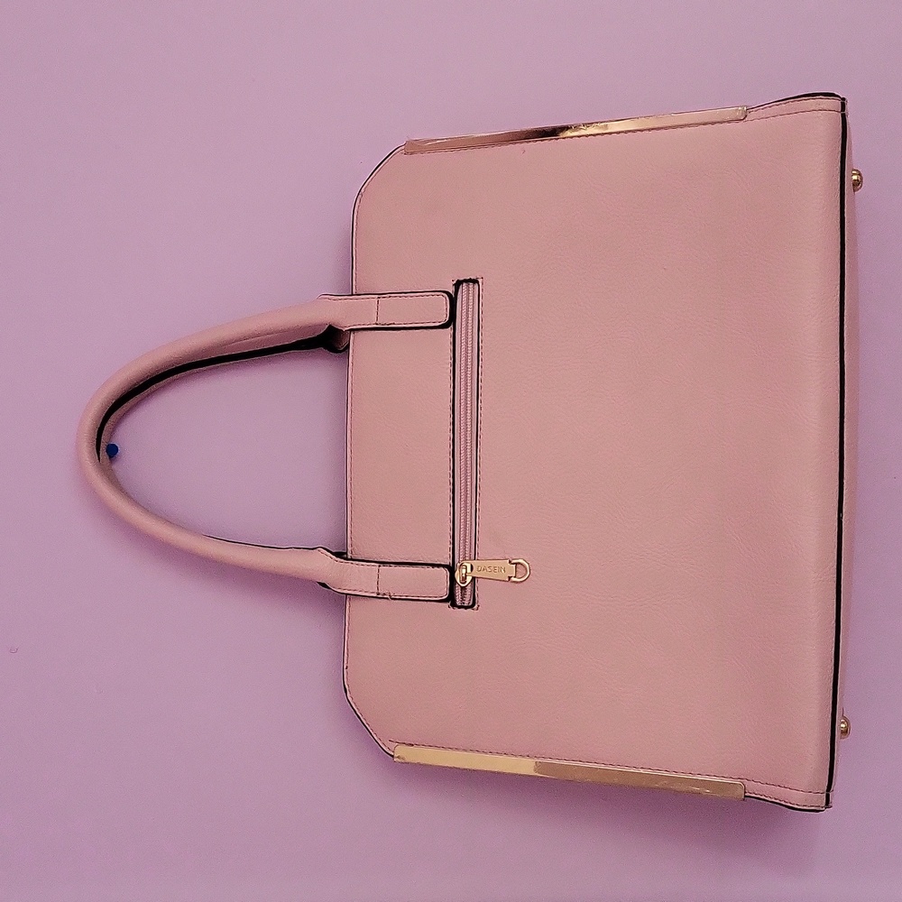 Pink purse - Picture 3 of 7